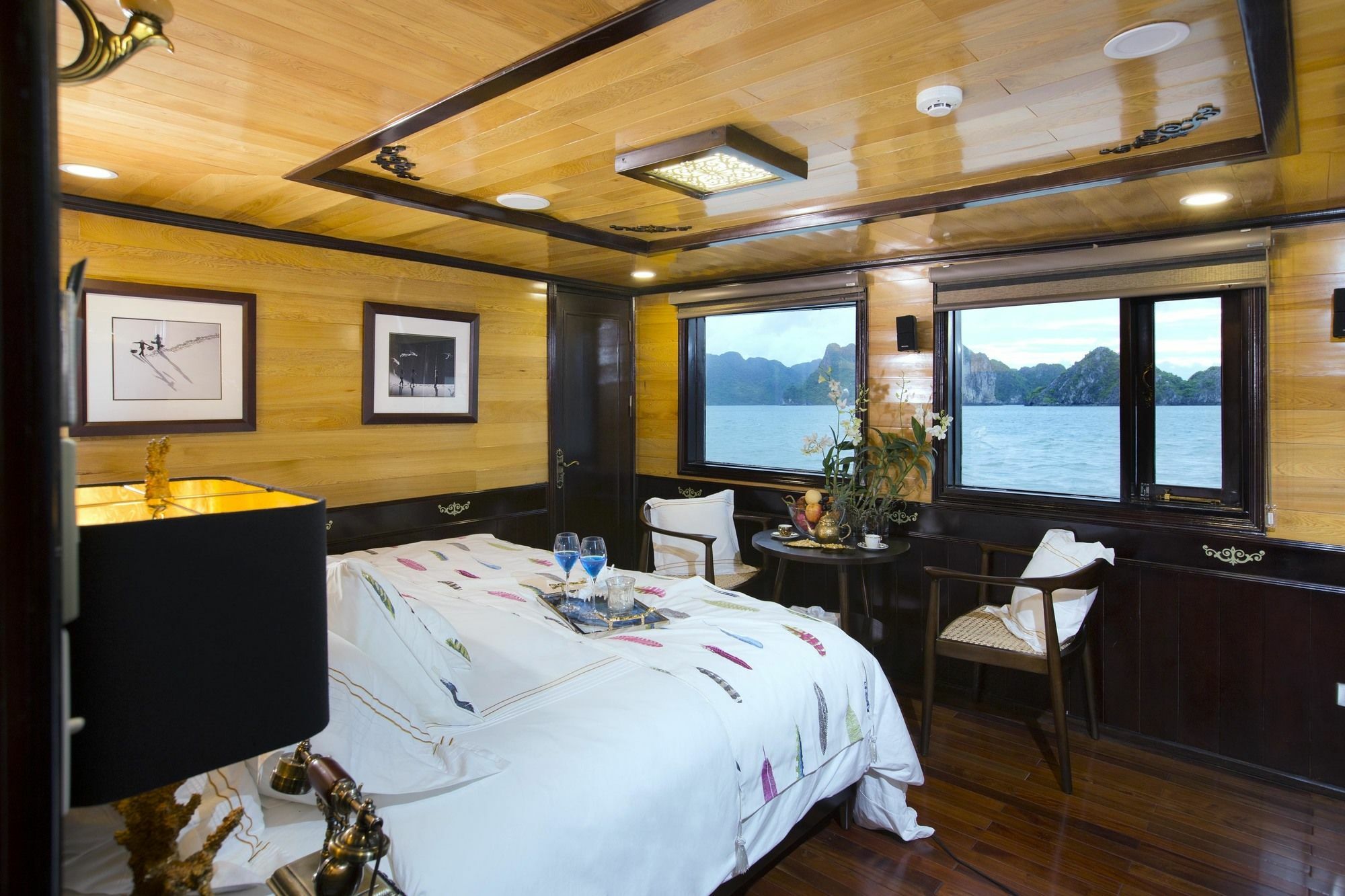 Hera Boutique Cruise Ha Long Bay Экстерьер фото